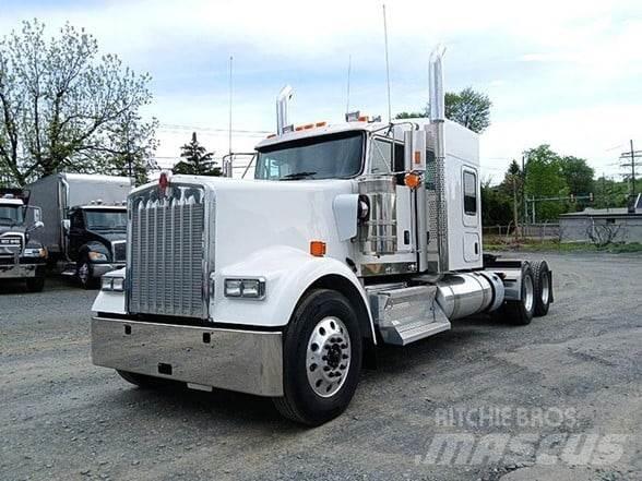Kenworth W900L 曳引機組件
