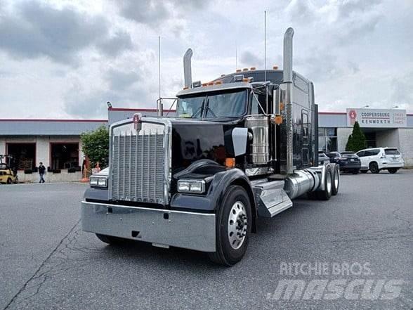 Kenworth W900L 曳引機組件