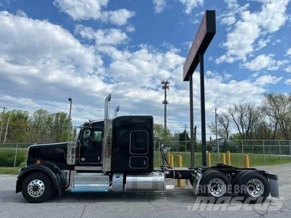 Kenworth W900L 曳引機組件