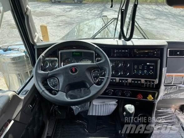 Kenworth W900L 曳引機組件