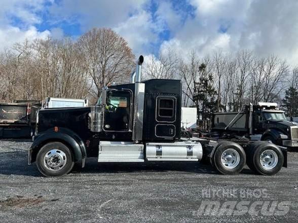 Kenworth W900L 曳引機組件
