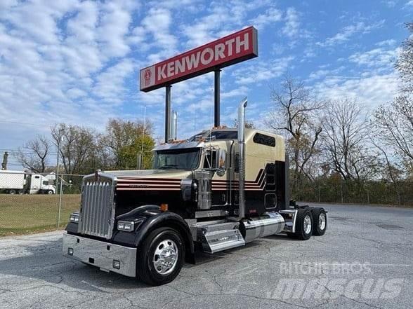 Kenworth W900L 曳引機組件