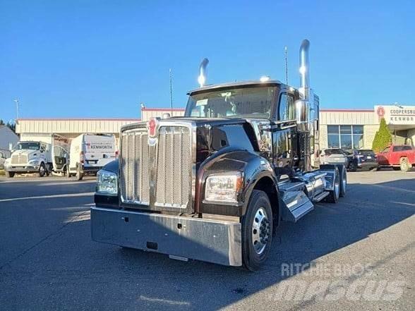 Kenworth W990 曳引機組件