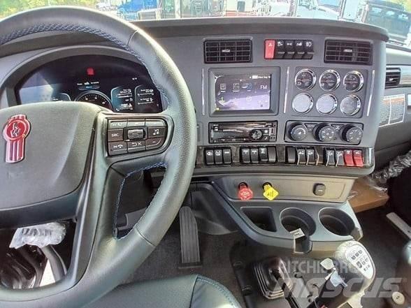 Kenworth W990 曳引機組件