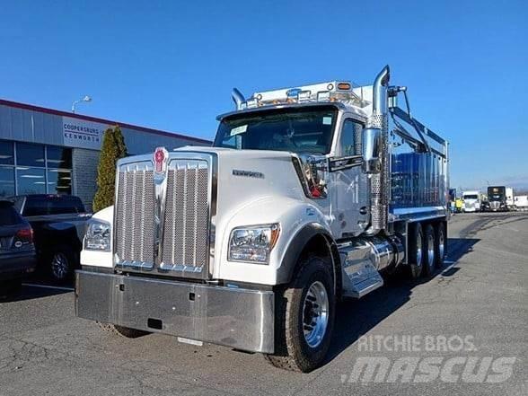 Kenworth W990 傾卸式卡車