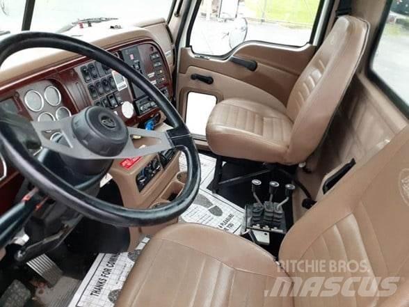 Mack GRANITE CV713 商用底盤車