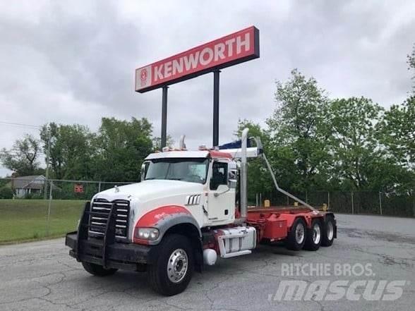 Mack GRANITE GU713 垃圾車