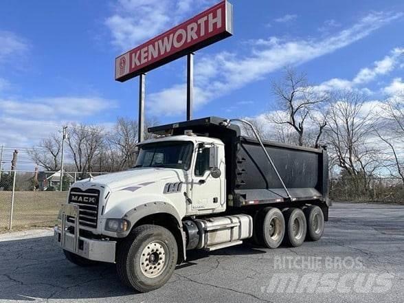 Mack GRANITE GU713 傾卸式卡車