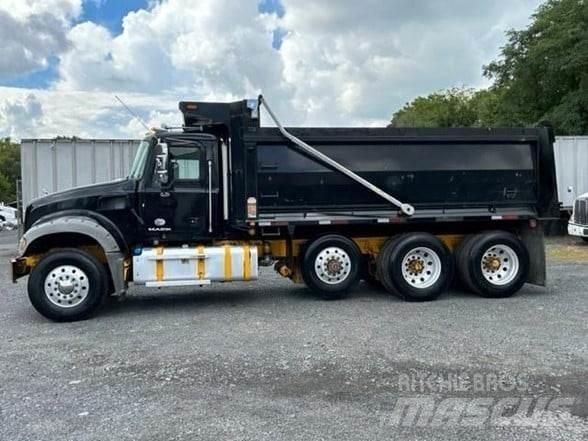 Mack GRANITE GU713 傾卸式卡車