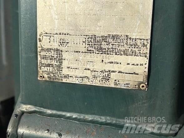 Mack GRANITE GU713 傾卸式卡車