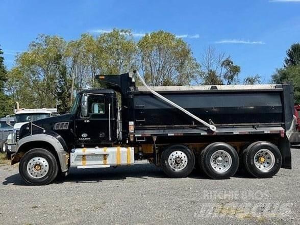 Mack GRANITE GU713 傾卸式卡車
