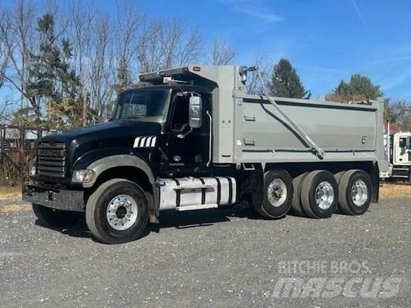 Mack GRANITE GU713 傾卸式卡車