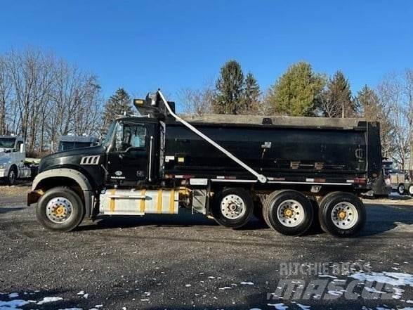 Mack GRANITE GU713 傾卸式卡車