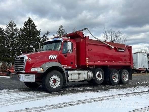 Mack GRANITE GU813 傾卸式卡車