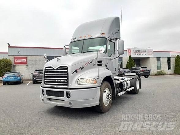 Mack PINNACLE CXU612 曳引機組件