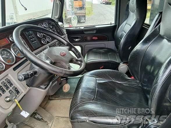 Peterbilt 367 傾卸式卡車
