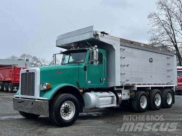 Peterbilt 367 傾卸式卡車