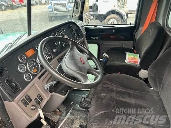 Peterbilt 367 傾卸式卡車