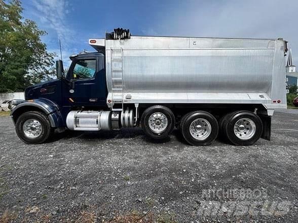 Peterbilt 567 傾卸式卡車