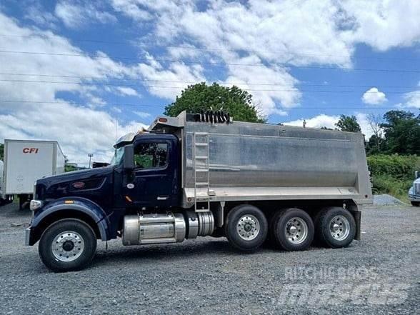 Peterbilt 567 傾卸式卡車