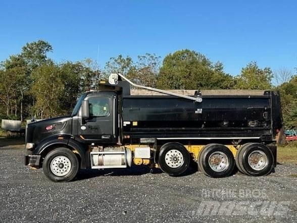 Peterbilt 567 傾卸式卡車