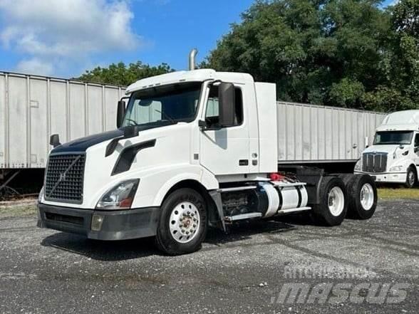 Volvo VNL64T300 曳引機組件