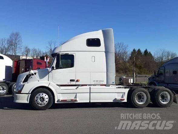 Volvo VNL64T670 曳引機組件