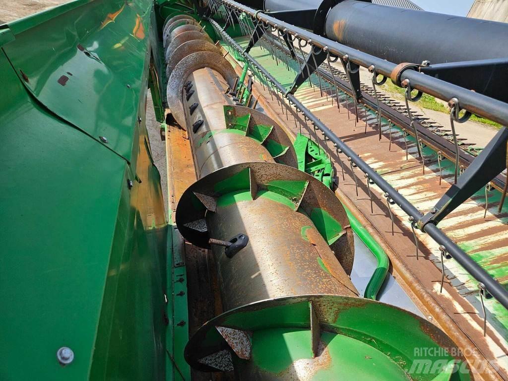 John Deere S770 聯合收穫機