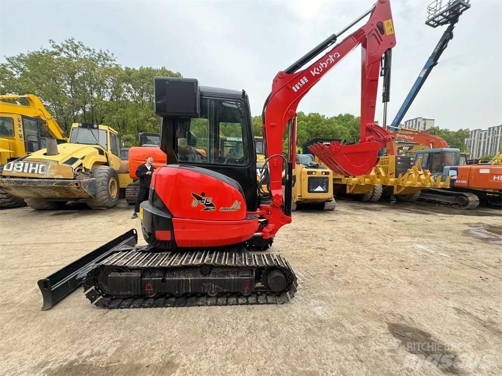 Kubota U 35-3 小型挖土機/掘鑿機<7t(小型挖掘機)