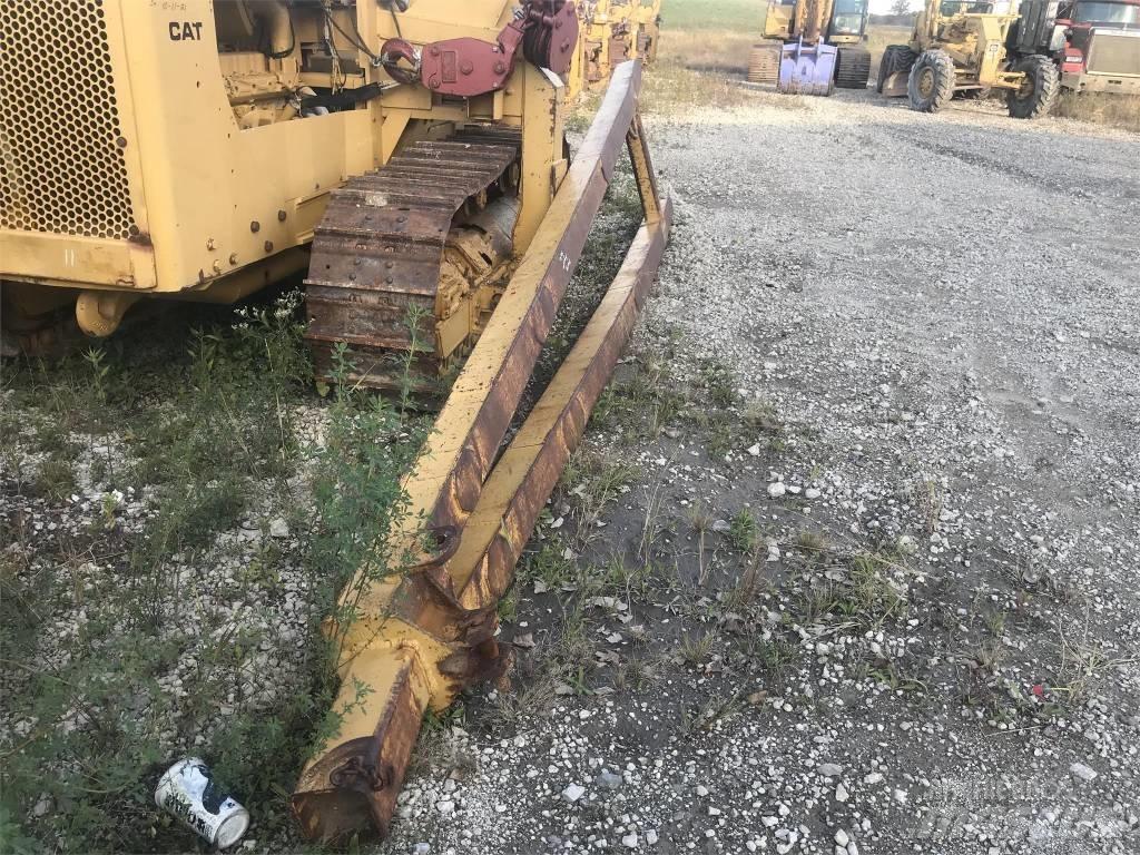 CAT 561 D 鋪管推土機