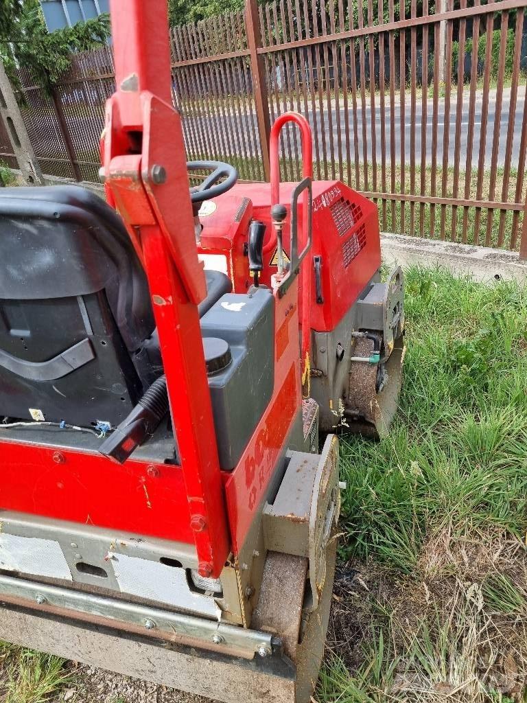 Bomag BW 100 AD M-2 雙輪滾壓機