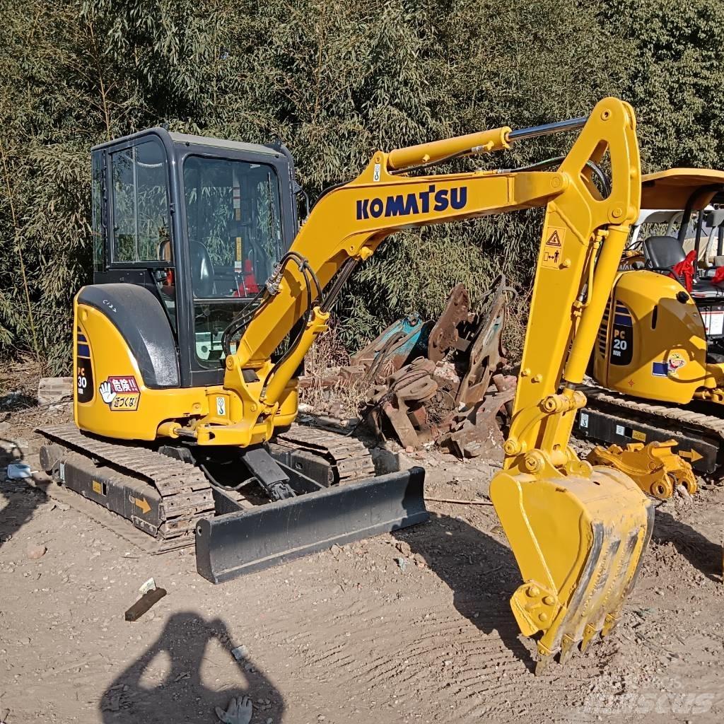 Komatsu PC 30 MR-3 小型挖土機/掘鑿機<7t(小型挖掘機)