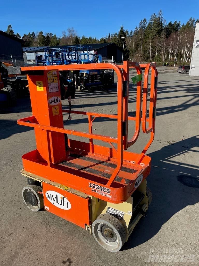 JLG 1230 剪式升降機