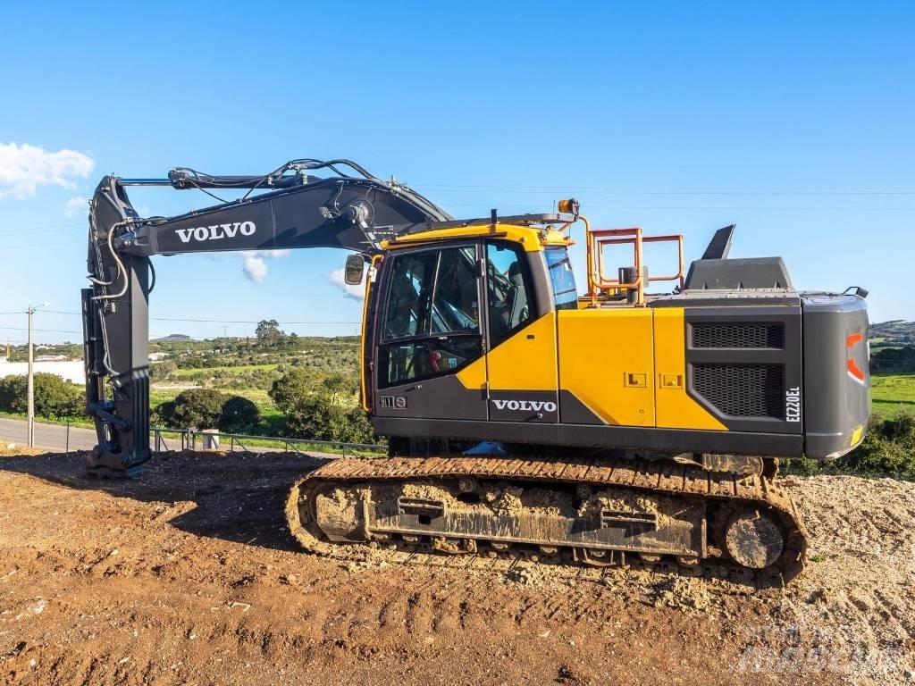 Volvo EC 220 E 履帶式 挖土機/掘鑿機/挖掘機