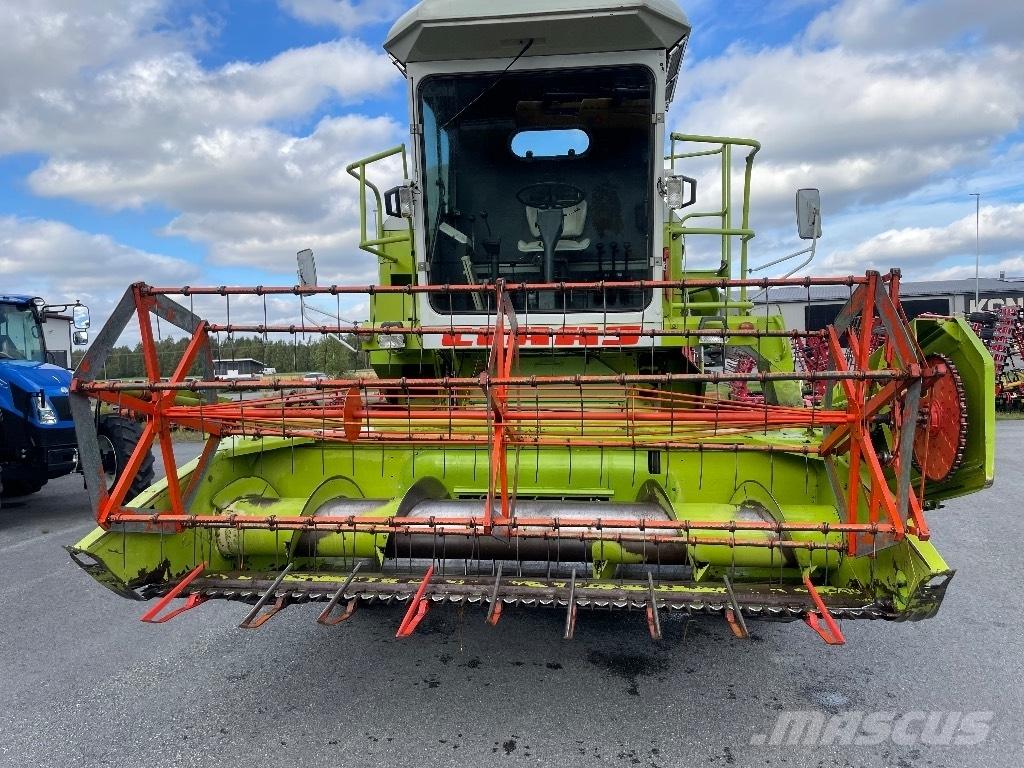 CLAAS Dominator 48 聯合收穫機