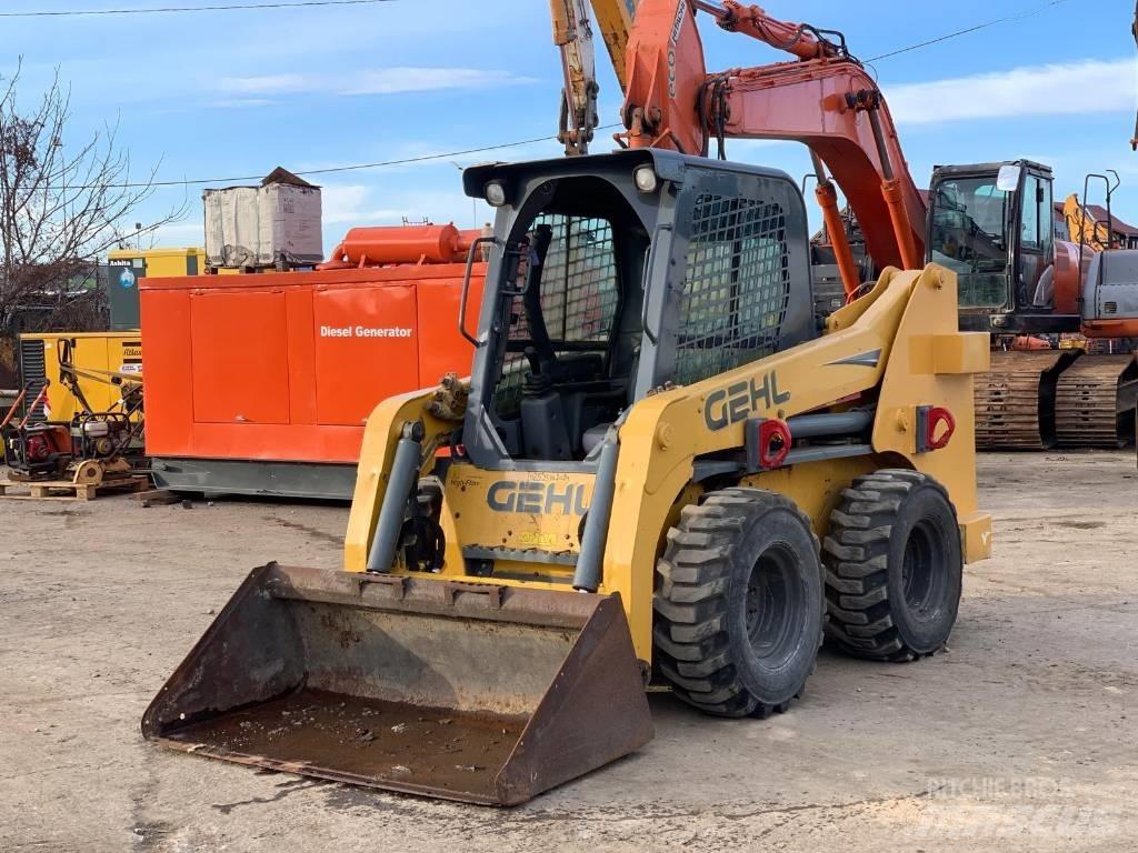 Gehl R 260 滑移轉向裝載機