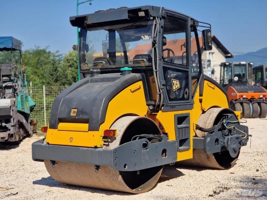 JCB Vibromax VMT 860 雙輪滾壓機