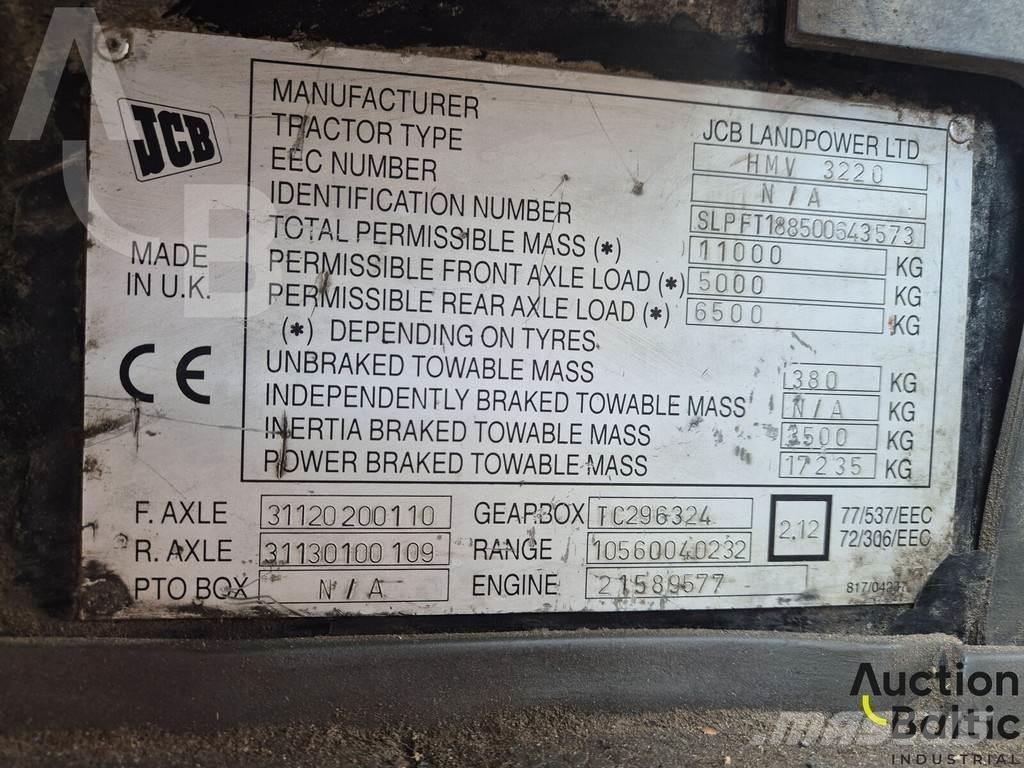 JCB Fastrac 3220 曳引機