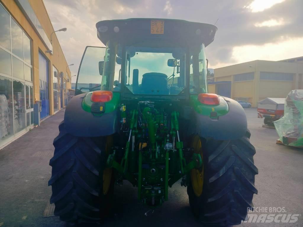 John Deere 5100R 曳引機