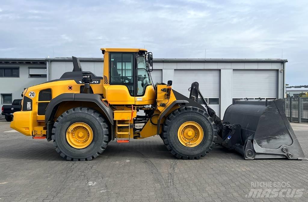 Volvo L110H - RENTAL 輪胎式裝載機