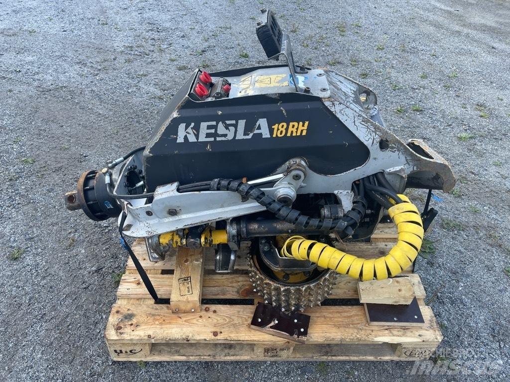 Kesla 18RH 收穫機頭