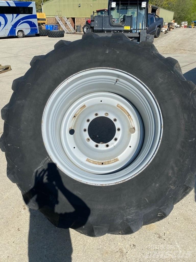 Case IH Puma 輪胎、車輪和輪圈