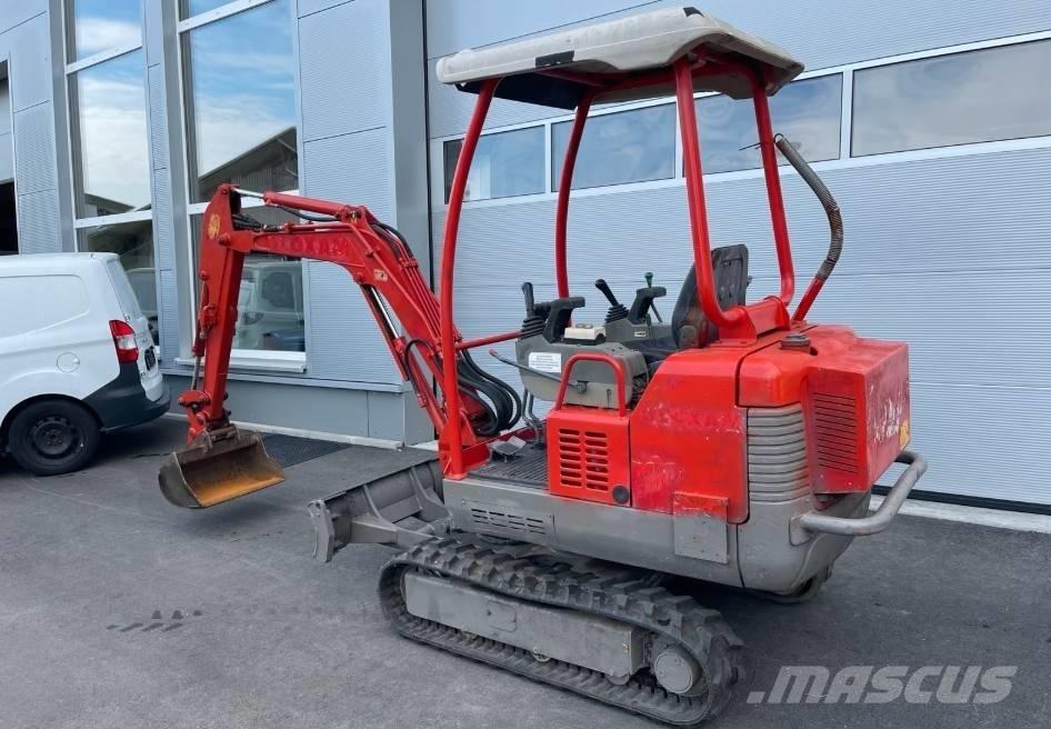 Takeuchi TB 016 小型挖土機/掘鑿機<7t(小型挖掘機)