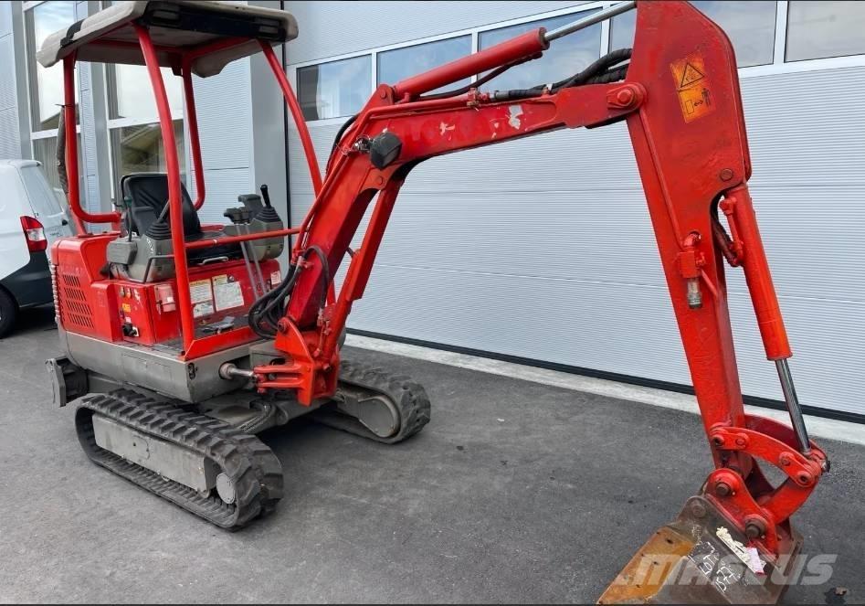 Takeuchi TB 016 小型挖土機/掘鑿機<7t(小型挖掘機)