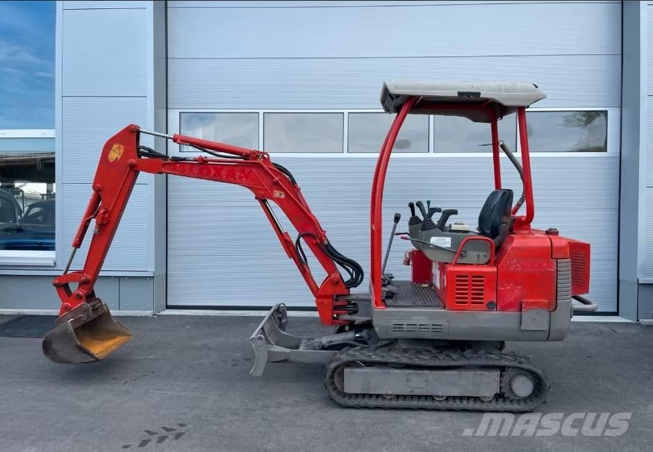 Takeuchi TB 016 小型挖土機/掘鑿機<7t(小型挖掘機)