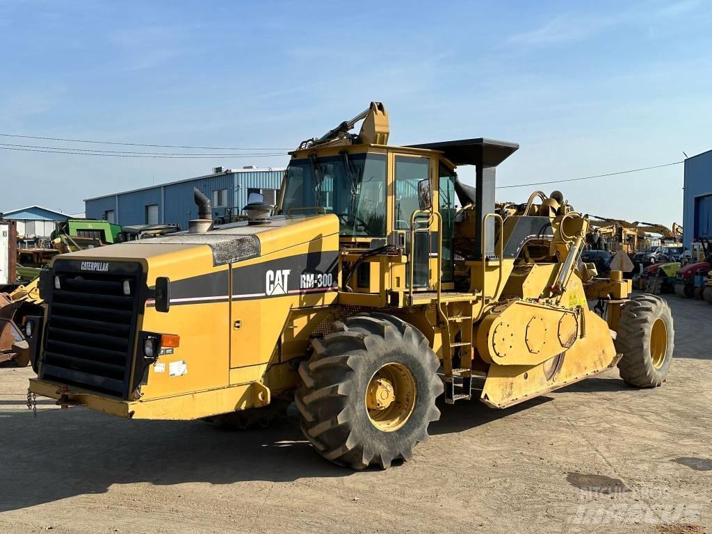 CAT RM 300 瀝青再生設備