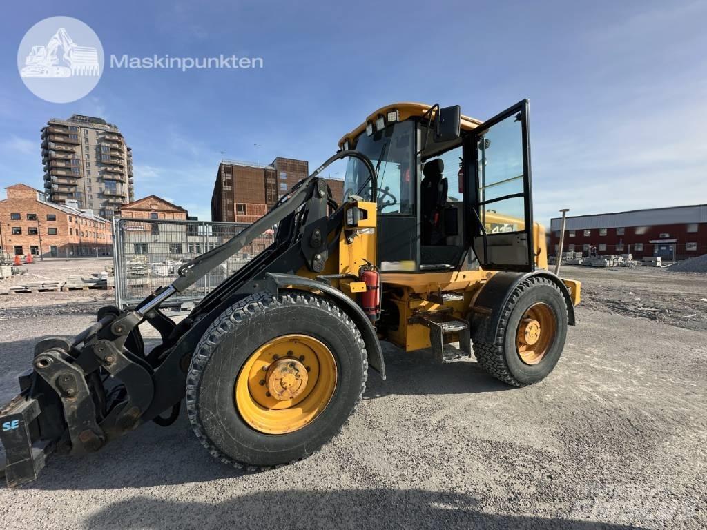 JCB 412 S 輪胎式裝載機