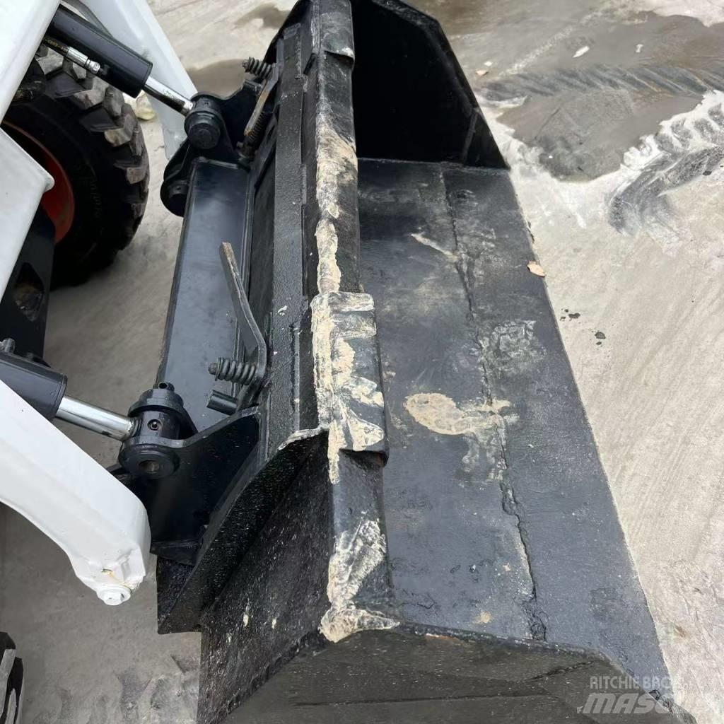 Bobcat S 160 滑移轉向裝載機