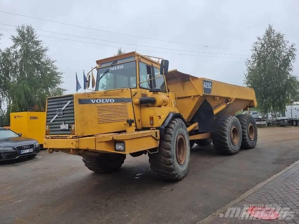 Volvo A 25 C 6X6 鉸接式起吊車