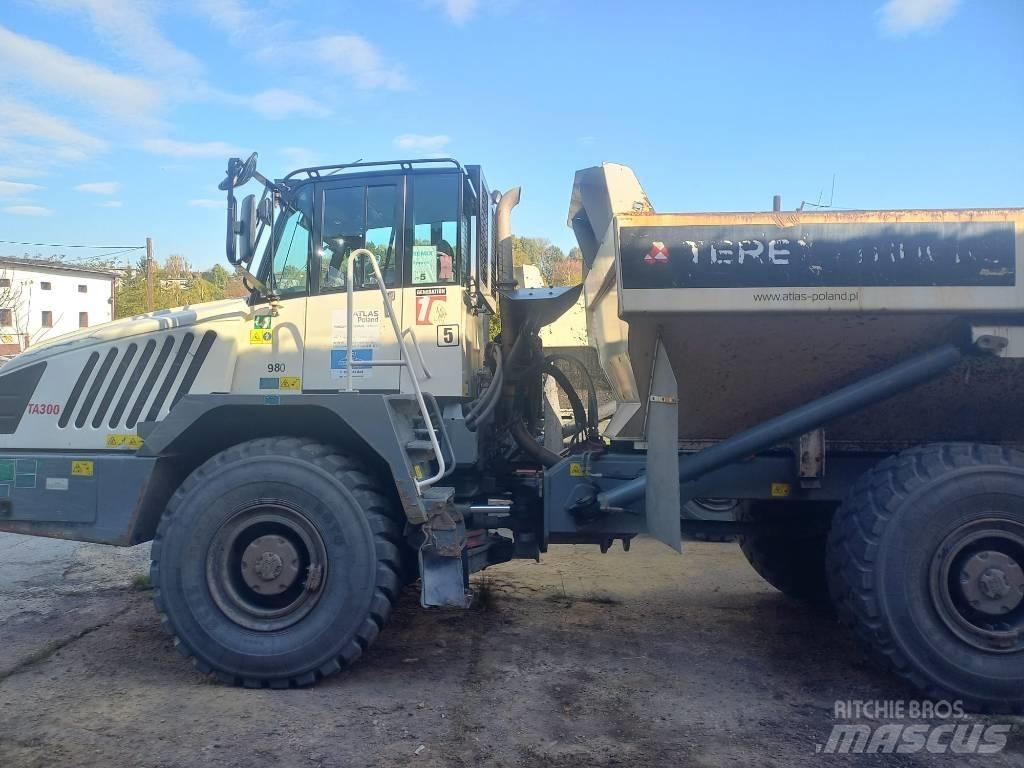 Terex TA 300 鉸接式起吊車